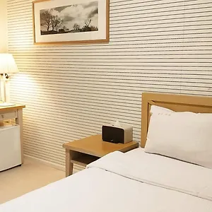 vizitați hotelul